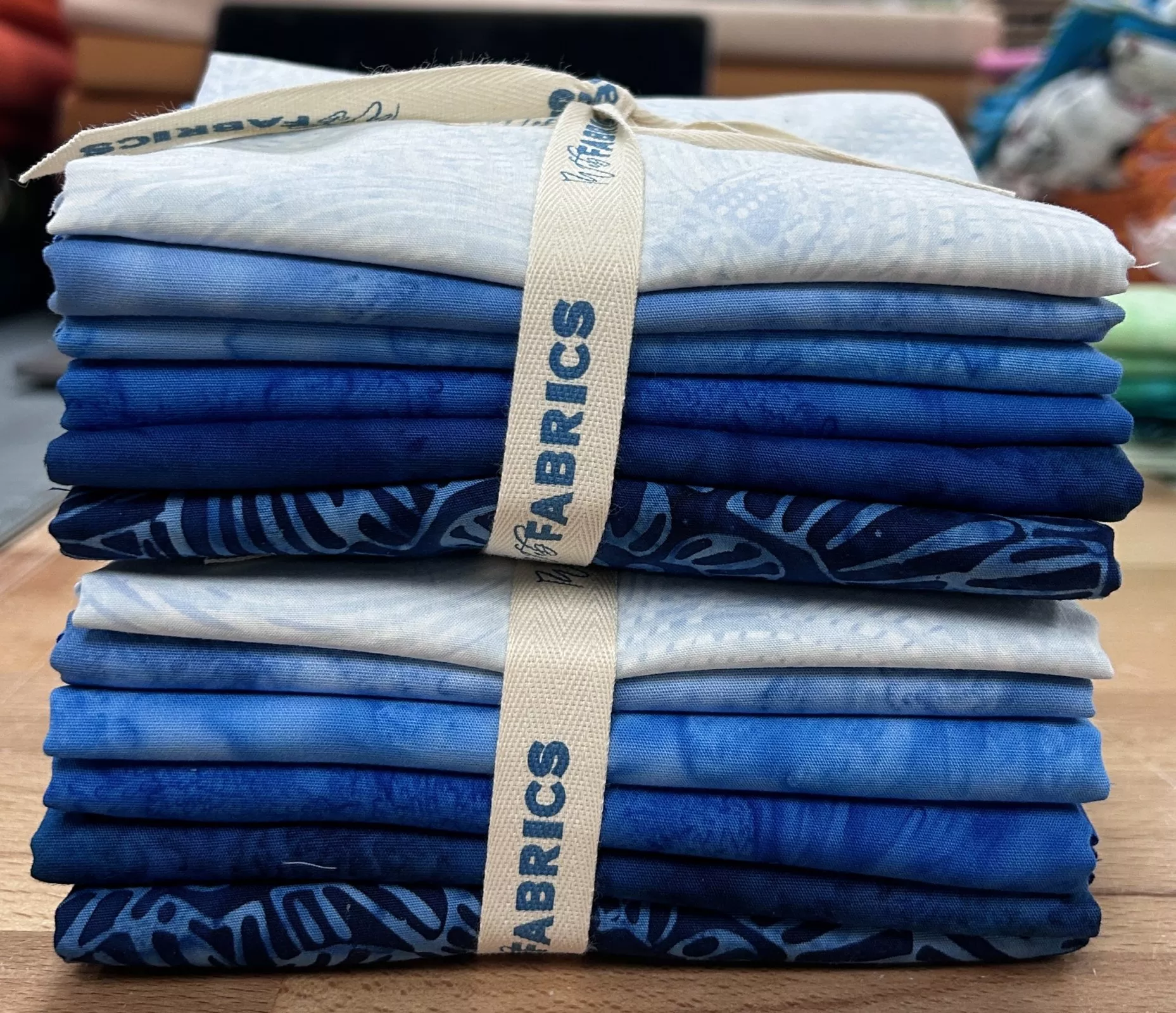 Cut, Sew, Go 6 Pack Fabric Bundle (4+2)